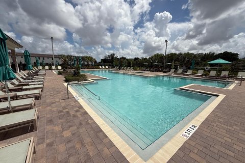 Adosado en alquiler en Miami, Florida, 3 dormitorios, 123.65 m2 № 1986622 - foto 24