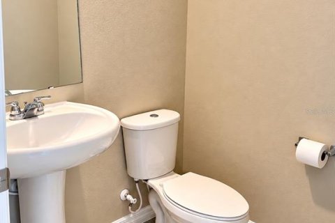 Villa ou maison à louer à Minneola, Floride: 4 chambres, 209.59 m2 № 2431709 - photo 12