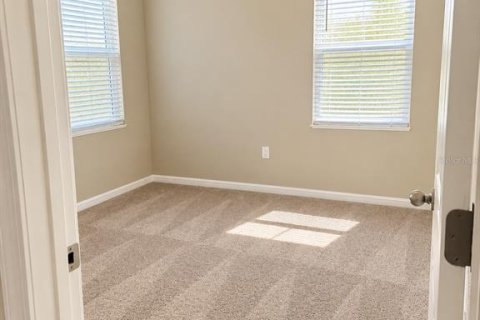 Villa ou maison à louer à Minneola, Floride: 4 chambres, 209.59 m2 № 2431709 - photo 25
