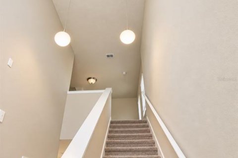 Villa ou maison à louer à Minneola, Floride: 4 chambres, 209.59 m2 № 2431709 - photo 22