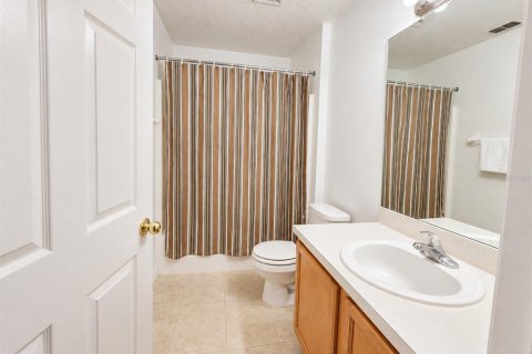 Villa ou maison à louer à Kissimmee, Floride: 3 chambres, 172.43 m2 № 2410532 - photo 8