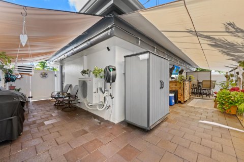 Immobilier commercial à vendre à Lauderdale-by-the-Sea, Floride: 181.53 m2 № 2390263 - photo 14