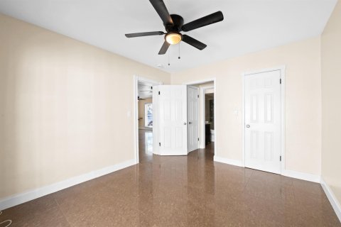 Immobilier commercial à vendre à Lauderdale-by-the-Sea, Floride: 181.53 m2 № 2390263 - photo 24