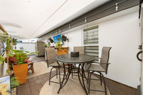 Immobilier commercial à vendre à Lauderdale-by-the-Sea, Floride: 181.53 m2 № 2390263 - photo 17