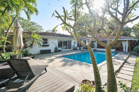House in Miami Shores, Florida 3 bedrooms, 217.11 sq.m. № 1712419 - photo 10