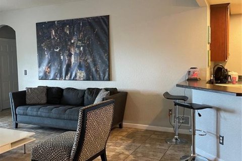 Condo in Kissimmee, Florida, 3 bedrooms  № 1905122 - photo 7