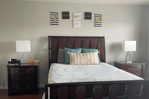 Condo in Kissimmee, Florida, 3 bedrooms  № 1905122 - photo 9