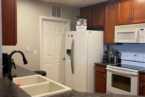 Condo in Kissimmee, Florida, 3 bedrooms  № 1905122 - photo 14