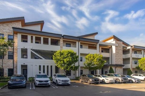 Купить кондоминиум в Дорал, Флорида 2 спальни, 105.44м2, № 2013312 - фото 2