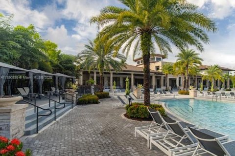 Купить кондоминиум в Дорал, Флорида 2 спальни, 105.44м2, № 2013312 - фото 26