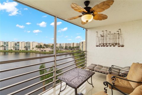 Condominio en venta en Dania Beach, Florida, 2 dormitorios, 110.55 m2 № 2006441 - foto 2