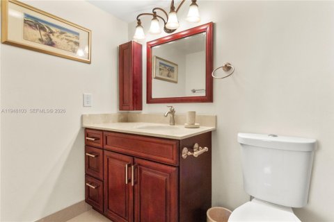 Condominio en venta en Dania Beach, Florida, 2 dormitorios, 110.55 m2 № 2006441 - foto 23