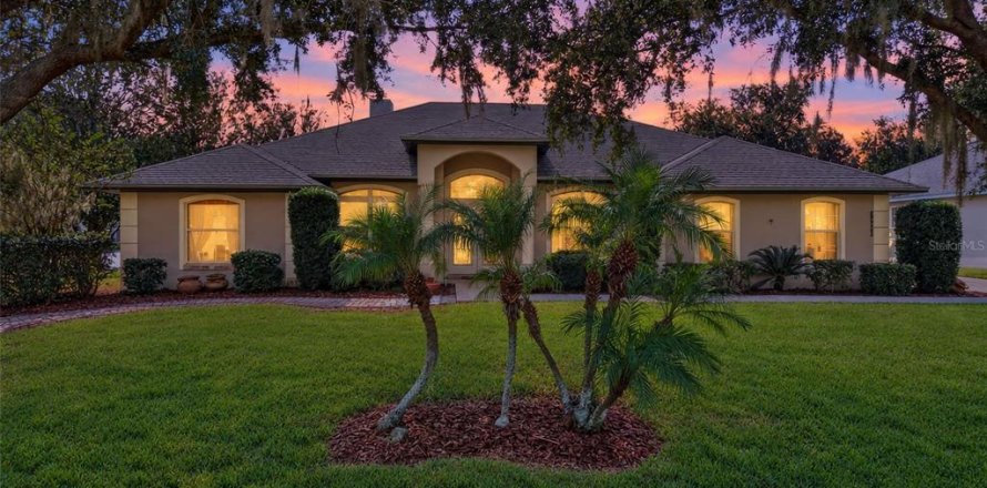 Villa ou maison à Clermont, Floride 3 chambres, 177.81 m2 № 2418743