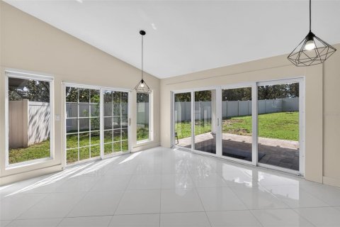 Villa ou maison à vendre à Clermont, Floride: 3 chambres, 177.81 m2 № 2418743 - photo 19