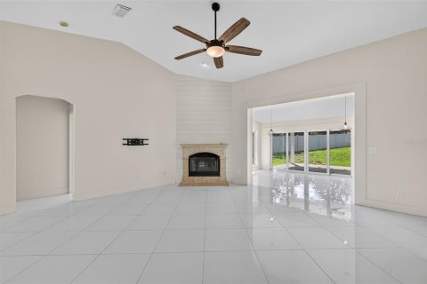 Villa ou maison à vendre à Clermont, Floride: 3 chambres, 177.81 m2 № 2418743 - photo 20