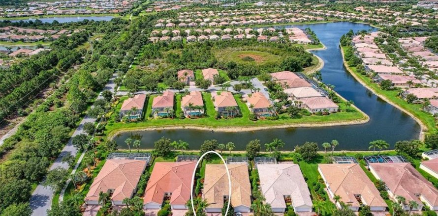 Casa en Sarasota, Florida 3 dormitorios, 143.91 m2 № 2149939