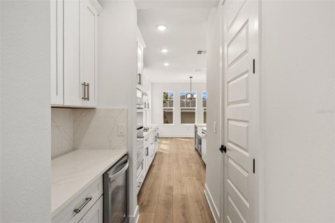 Casa en venta en Saint Petersburg, Florida, 4 dormitorios, 275.27 m2 № 2200864 - foto 12