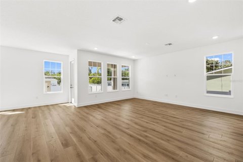 Casa en venta en Saint Petersburg, Florida, 4 dormitorios, 275.27 m2 № 2200864 - foto 11