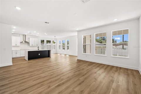 Casa en venta en Saint Petersburg, Florida, 4 dormitorios, 275.27 m2 № 2200864 - foto 7