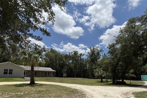 House in Williston, Florida 4 bedrooms, 197.97 sq.m. № 2236629 - photo 6