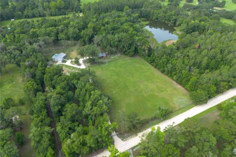 House in Williston, Florida 4 bedrooms, 197.97 sq.m. № 2236629 - photo 5