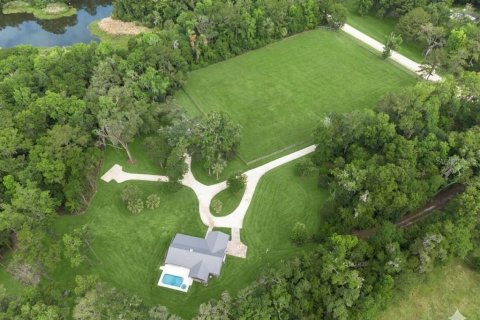 House in Williston, Florida 4 bedrooms, 197.97 sq.m. № 2236629 - photo 25