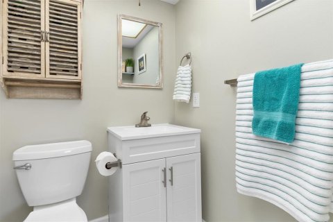 Condo in Venice, Florida, 2 bedrooms  № 1650670 - photo 11