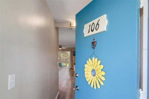 Condo in Venice, Florida, 2 bedrooms  № 1650670 - photo 27