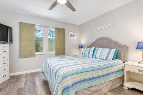 Condo in Venice, Florida, 2 bedrooms  № 1650670 - photo 28