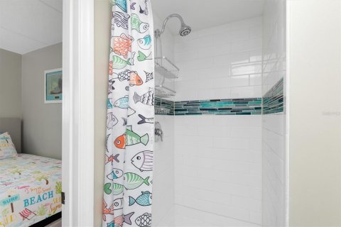 Condo in Venice, Florida, 2 bedrooms  № 1650670 - photo 12