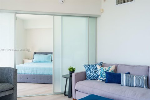 Copropriété à louer à Miami, Floride: 2 chambres, 97.36 m2 № 1984994 - photo 29