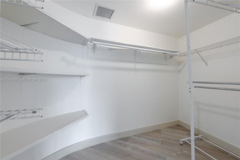 Condo in South Palm Beach, Florida, 2 bedrooms  № 2154917 - photo 18