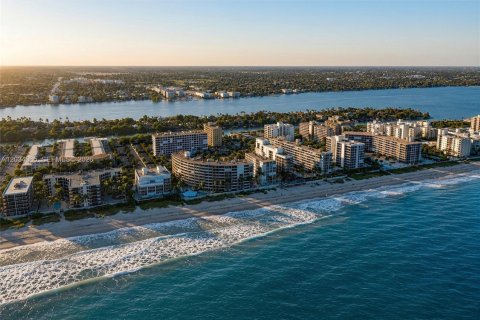 Condo in South Palm Beach, Florida, 2 bedrooms № 2154917