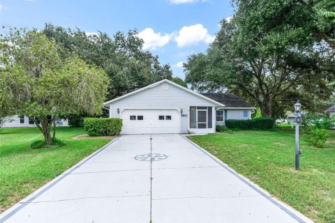 Villa ou maison à Leesburg, Floride 2 chambres, 137.4 m2 № 2370884