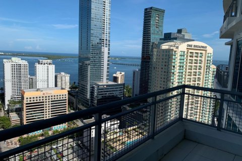 Condominio en alquiler en Miami, Florida, 1 dormitorio, 92.62 m2 № 2066766 - foto 11