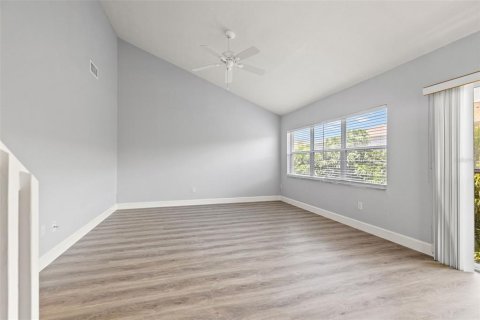 Touwnhouse à louer à Tierra Verde, Floride: 4 chambres, 275.92 m2 № 2437222 - photo 21
