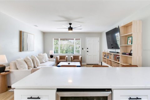 Villa ou maison à vendre à Tampa, Floride: 3 chambres, 160.35 m2 № 2197758 - photo 17