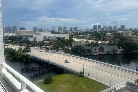 Copropriété à vendre à Fort Lauderdale, Floride: 1 chambre, 112.5 m2 № 2245908 - photo 8