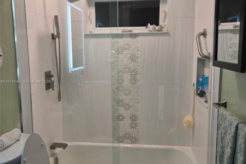 Condominio en venta en Davie, Florida, 2 dormitorios, 72.65 m2 № 2040504 - foto 16