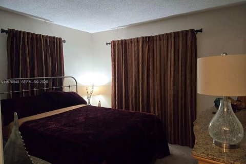 Condominio en venta en Davie, Florida, 2 dormitorios, 72.65 m2 № 2040504 - foto 20