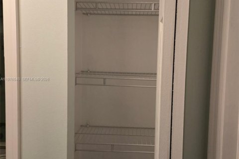 Condominio en venta en Davie, Florida, 2 dormitorios, 72.65 m2 № 2040504 - foto 14