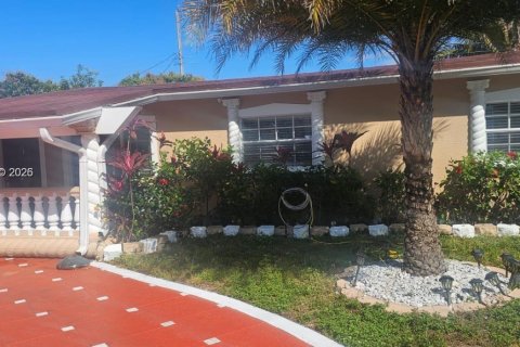 Immobilier commercial à Miramar, Floride 1 chambre, 55.74 m2 № 2247556