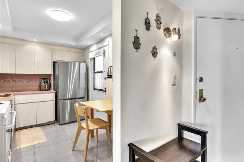 Купить кондоминиум в Авентура, Флорида 2 спальни, 100.61м2, № 1921470 - фото 4