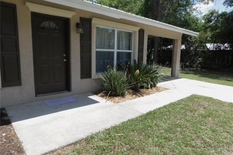 Propiedad comercial en venta en Bronson, Florida, 4 dormitorios, 145.67 m2 № 1736625 - foto 4