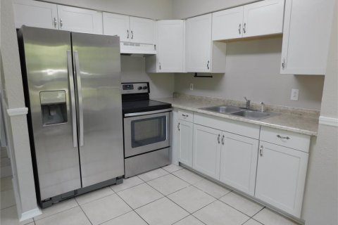 Propiedad comercial en venta en Bronson, Florida, 4 dormitorios, 145.67 m2 № 1736625 - foto 26