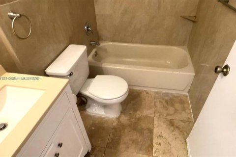 Condominio en venta en Hollywood, Florida, 2 dormitorios, 69.58 m2 № 1972983 - foto 22