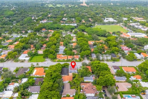 Commercial property in Coral Gables, Florida № 2079414 - photo 17