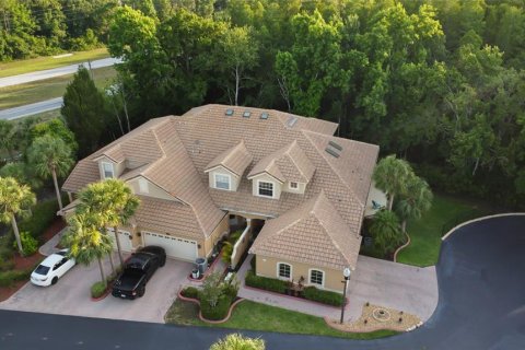 Touwnhouse à vendre à New Port Richey, Floride: 3 chambres, 191.94 m2 № 2396967 - photo 7