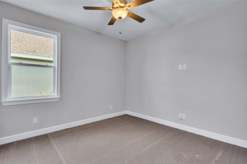 House in Mulberry, Florida 3 bedrooms, 221.01 sq.m. № 1909321 - photo 29