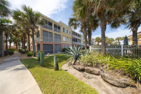 Condo in Flagler Beach, Florida, 3 bedrooms № 2393569 - photo 30